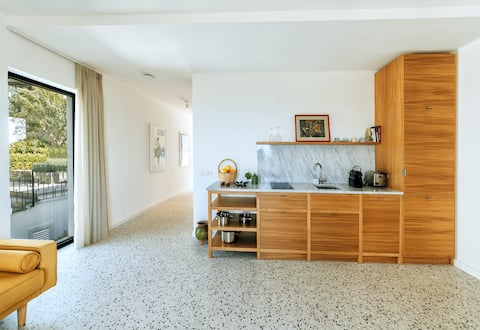 Airbnb con migliori performance: Casa Luisa boutique stay with garden and sea view a Forio