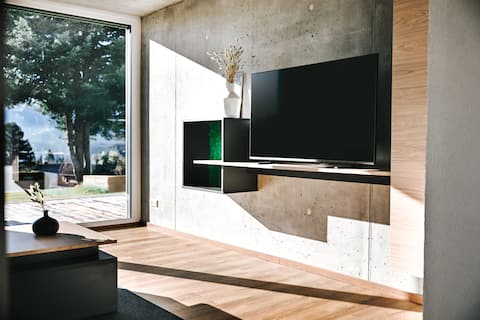 Leistungsstarkes Airbnb: GartenOase: Exklusives Apartment Seehalde in Schluchsee