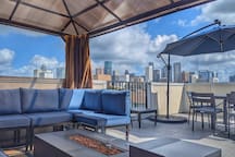 2116 Hadley St rental in Houston