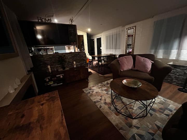 Comfy 23 Chestnut Grove (3-bedrooms) - Stranraer