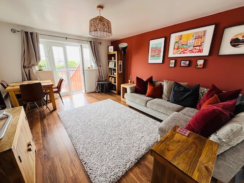 Successful Airbnb property: Stylish Flat w/parking Shewsbury centre/station in Shrewsbury