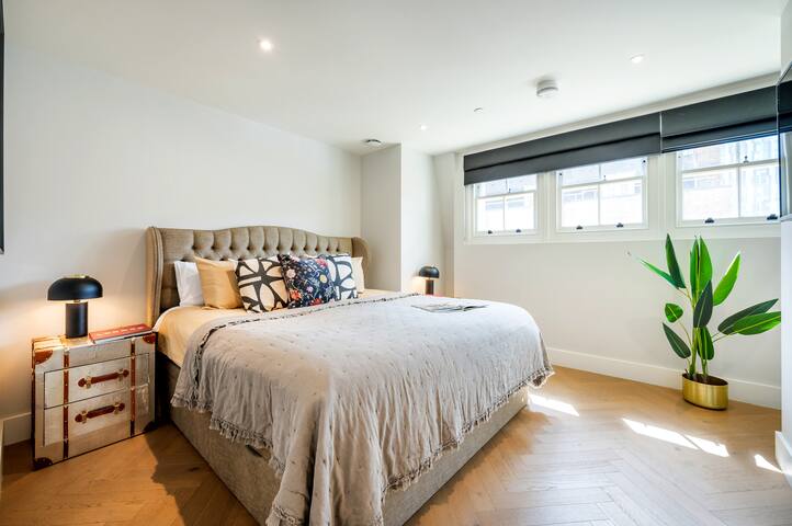 Terraced Shoreditch Townhouse gallery image 3