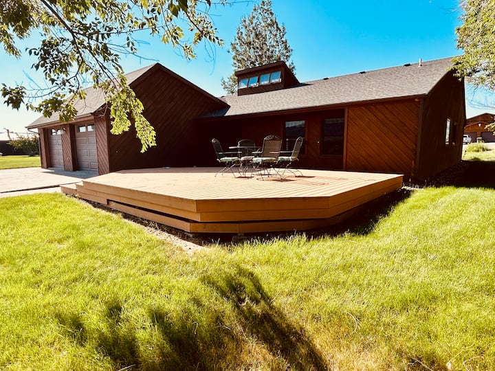 Family Home With Mountain Views! - Buffalo Bill State Park, Cody