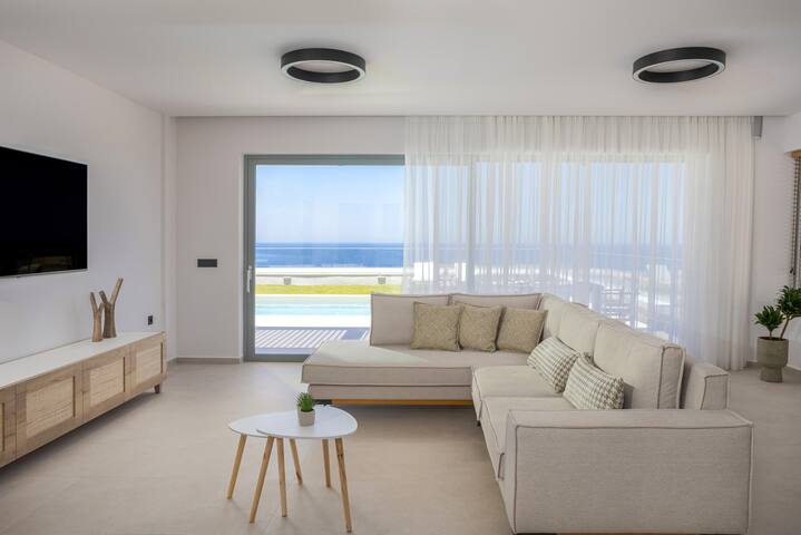 Palmyra Villas & Suites gallery image 2