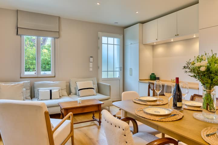 Maison De 75m² Avec Terrasse, Bbq Et Chambre Bébé - Deauville