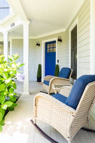 Luxury home on Upscale Indian Ave-Close to Newport gallery image 4