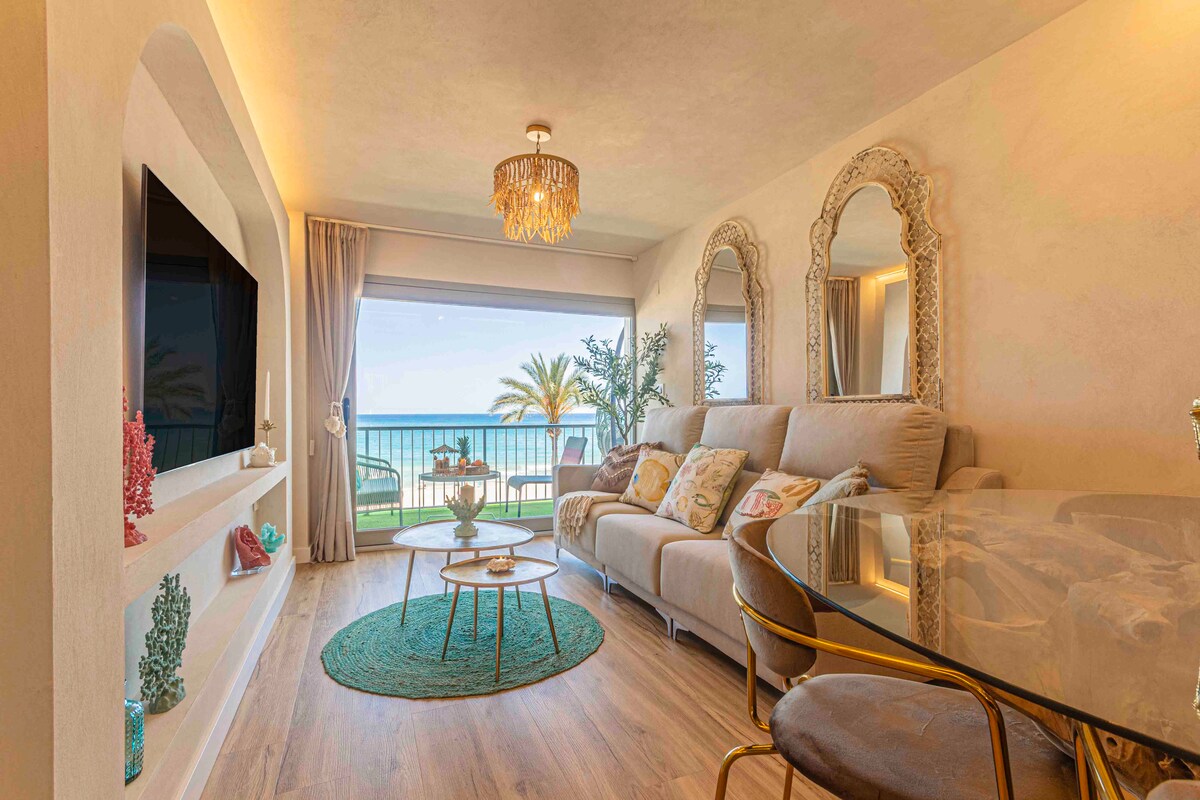 Top performing Airbnb: Villa Arena: stunning Sea views by DreamHosting in El Campello