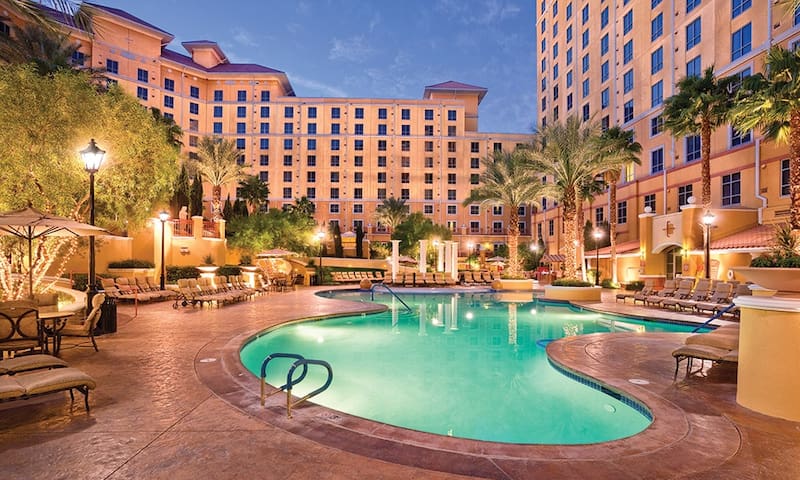 Wyndham Grand Desert | 2BR Deluxe Sleeps 8