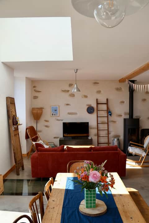 Top Airbnb: Beachfront vacation home in Plouguerneau