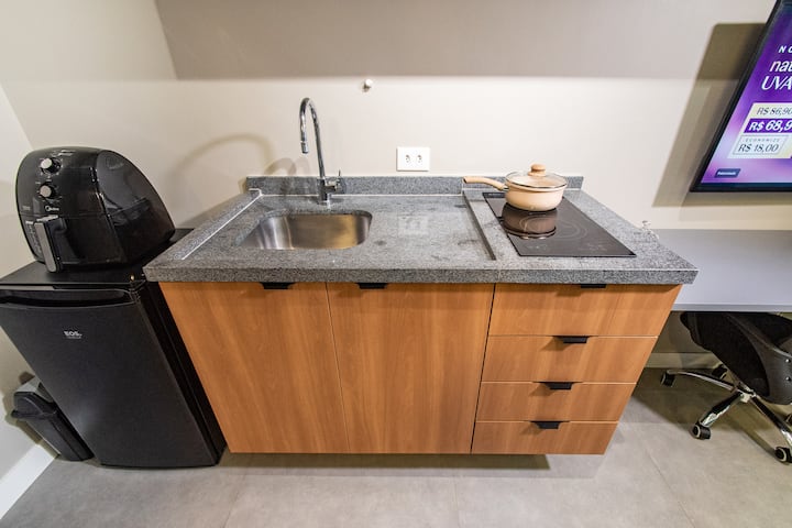 Premium Studio | Metro Nearby & Pool, Gym - São Paulo