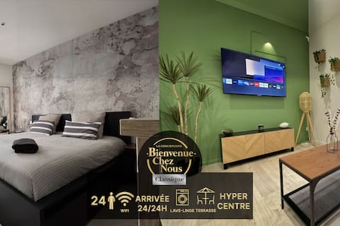 House in the city center max 24 people