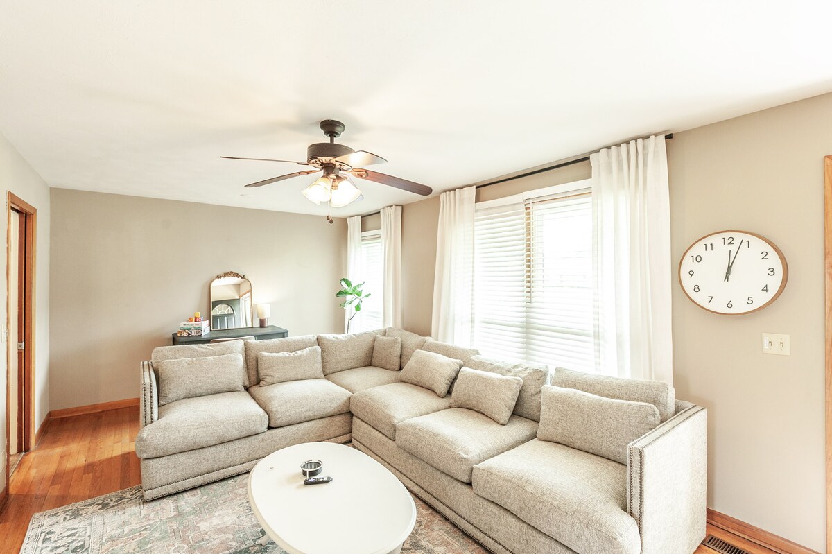 Top Airbnb: Room to move / 4 Beds Sleeps 8 / 29m to Nash in Gallatin