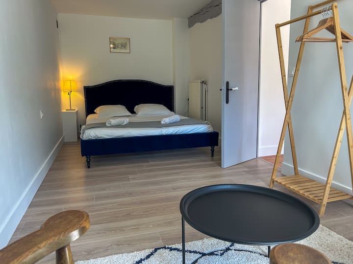 La Grange: La habitación tiene una cama Queen size (160x200 cm).