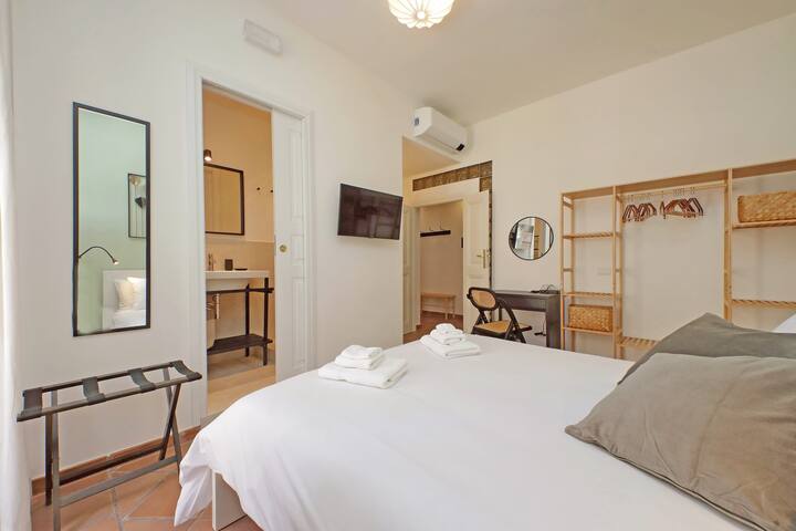 Porta Flaminia Suite 1 gallery image 2