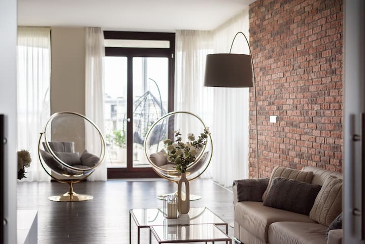 Luxury apartment with Panorama Terrace and Parking