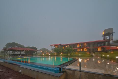 10BHK Lakefront Villa for Groups upto 40 @Lonavala