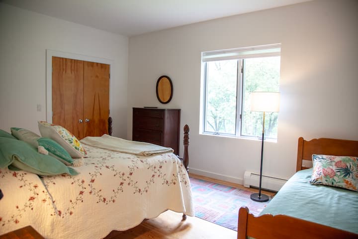 غرفة النوم 2