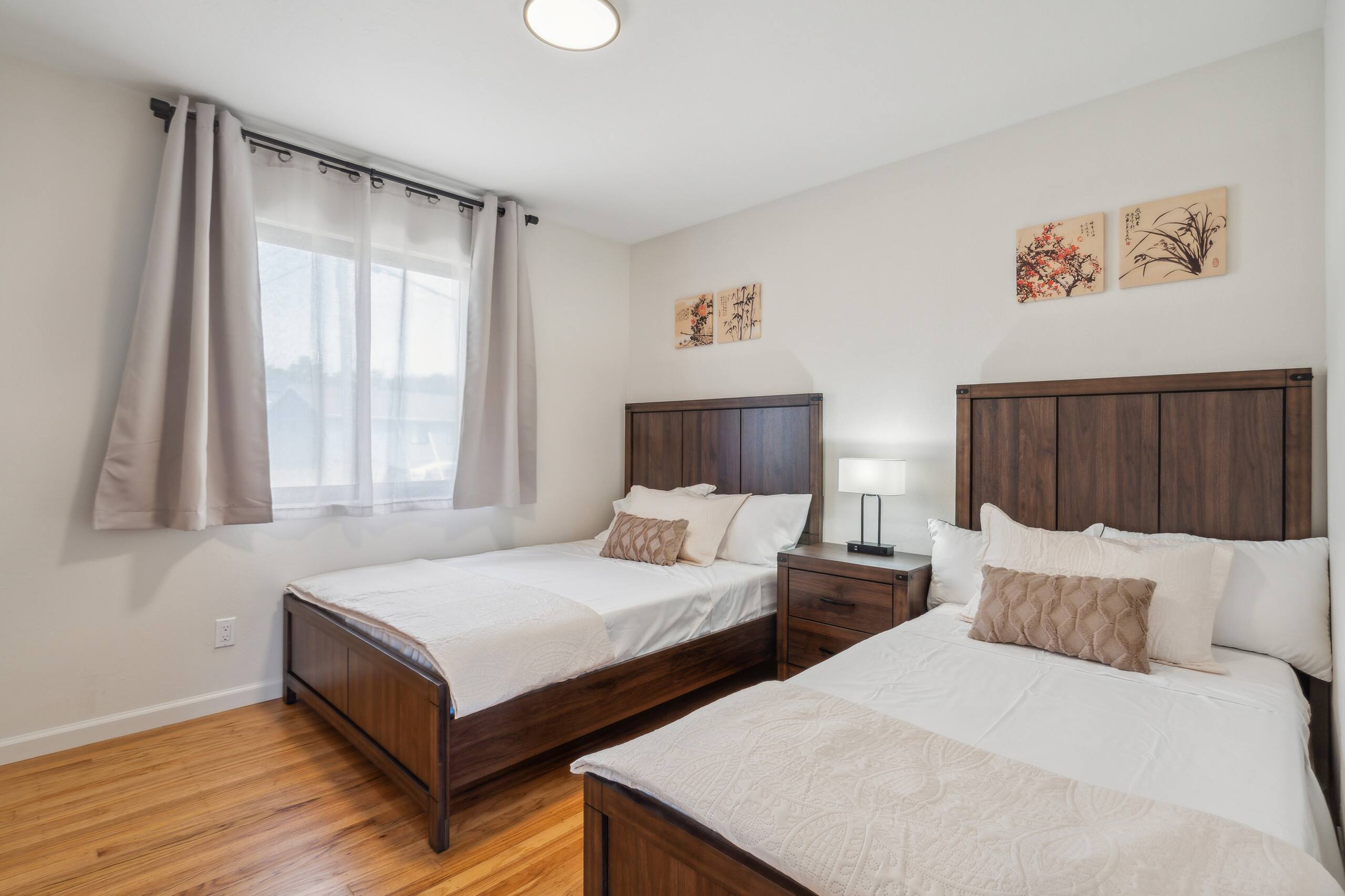 Home in South San Francisco · ★5.0 · 4 bedrooms · 7 beds · 3 private baths - Image 49