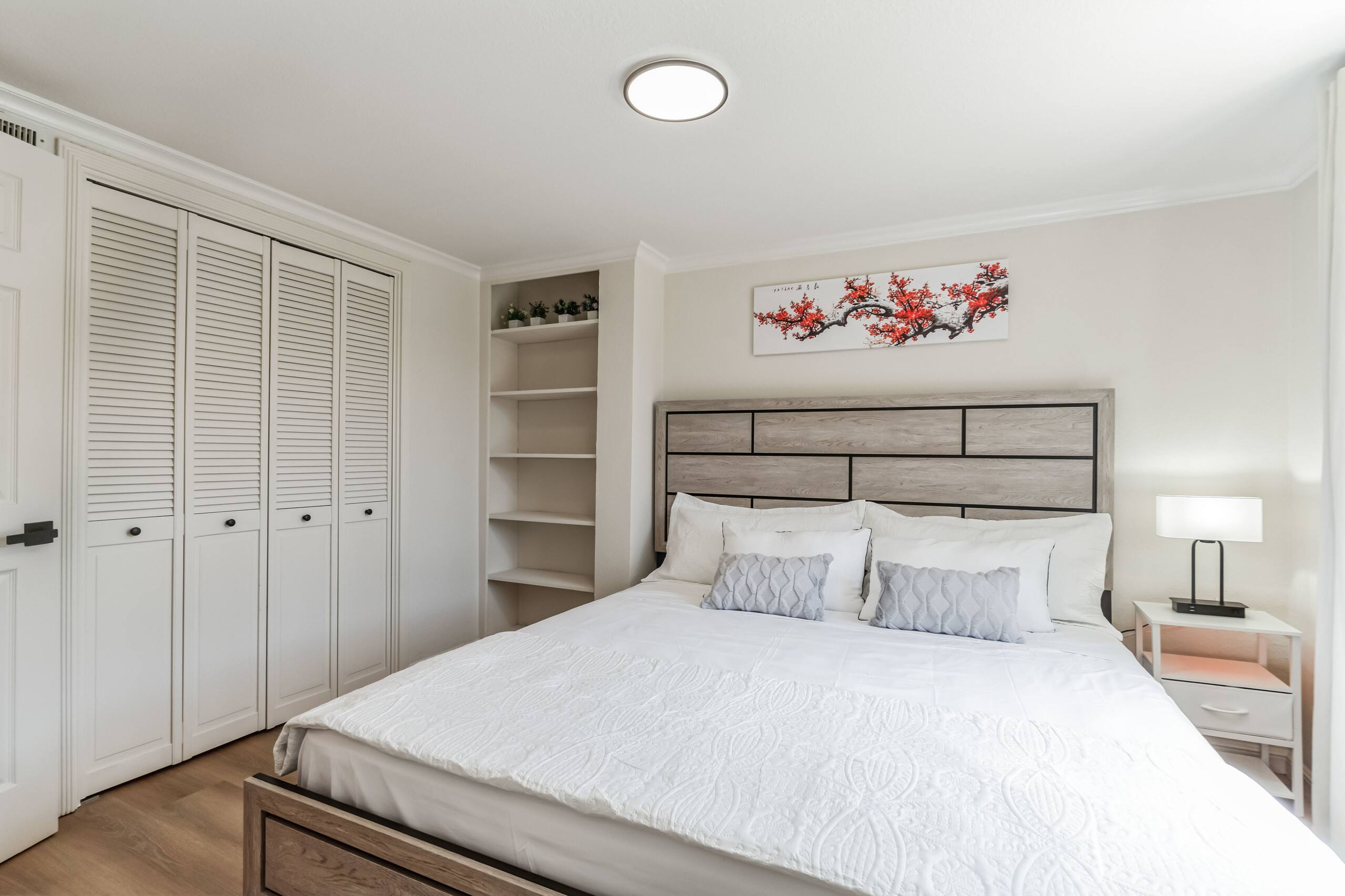 Home in South San Francisco · ★5.0 · 4 bedrooms · 7 beds · 3 private baths - Image 41