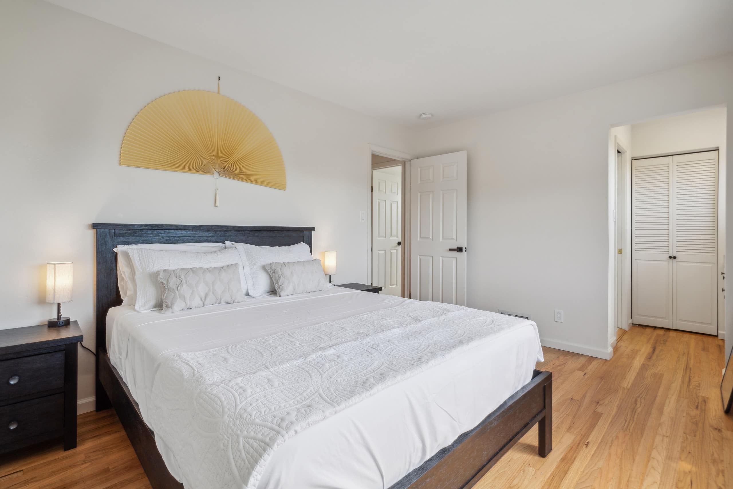 Home in South San Francisco · ★5.0 · 4 bedrooms · 7 beds · 3 private baths - Image 35