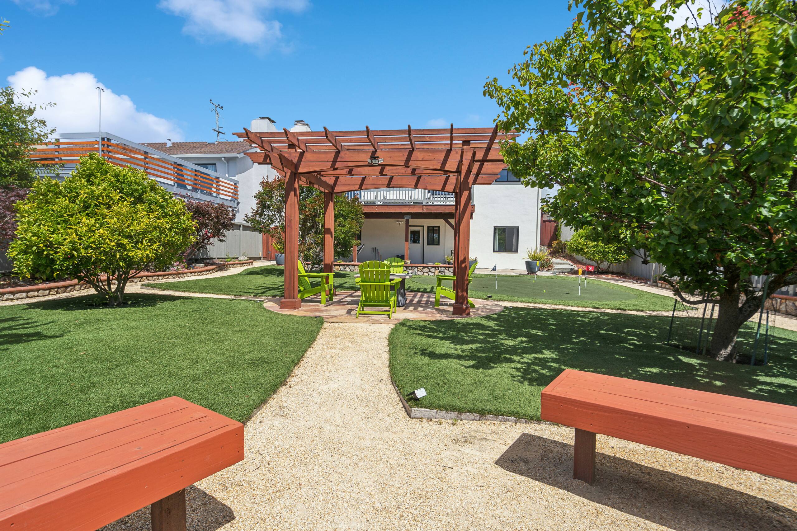 Home in South San Francisco · ★5.0 · 4 bedrooms · 7 beds · 3 private baths - Image 56