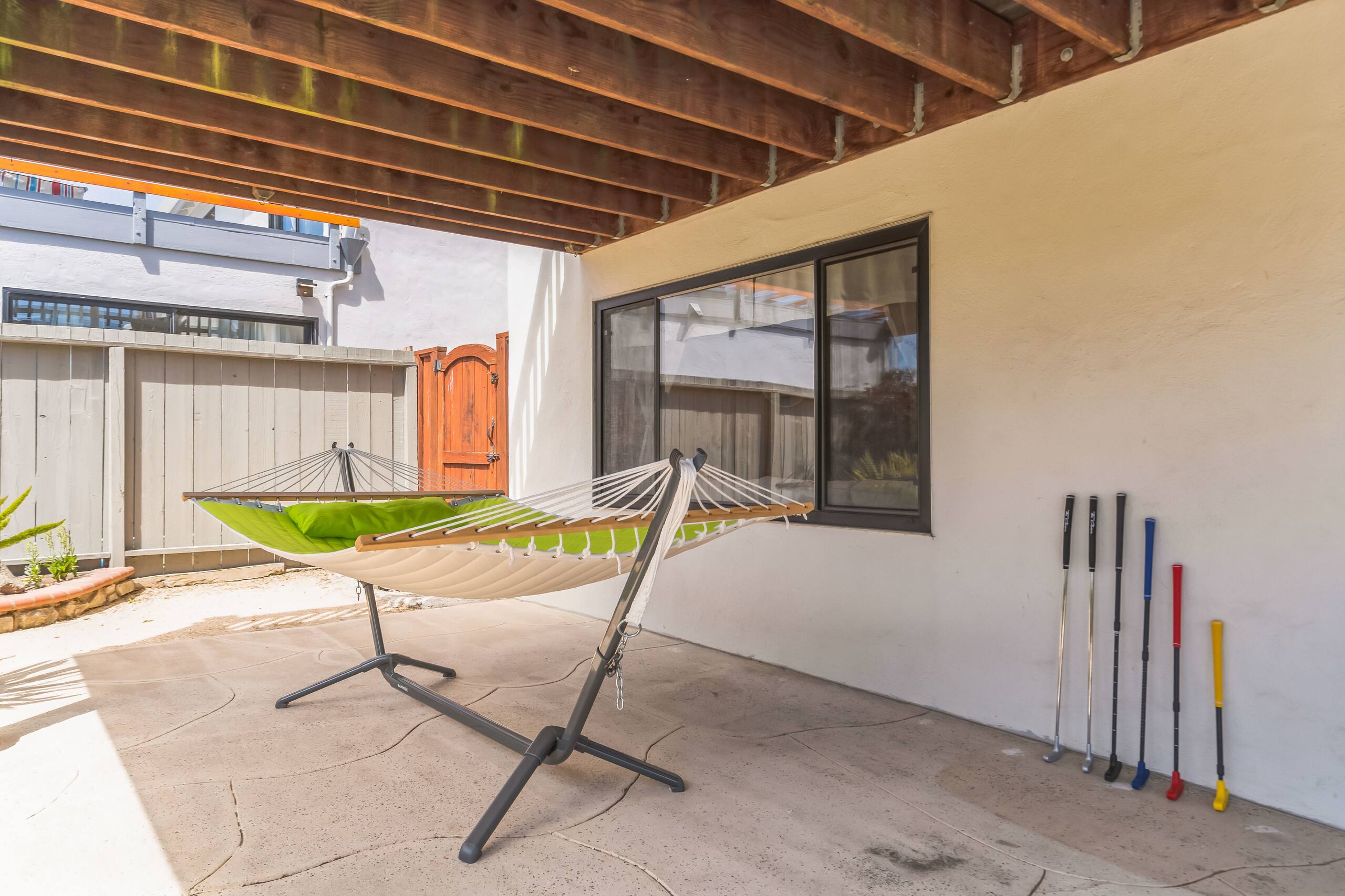 Home in South San Francisco · ★5.0 · 4 bedrooms · 7 beds · 3 private baths - Image 59