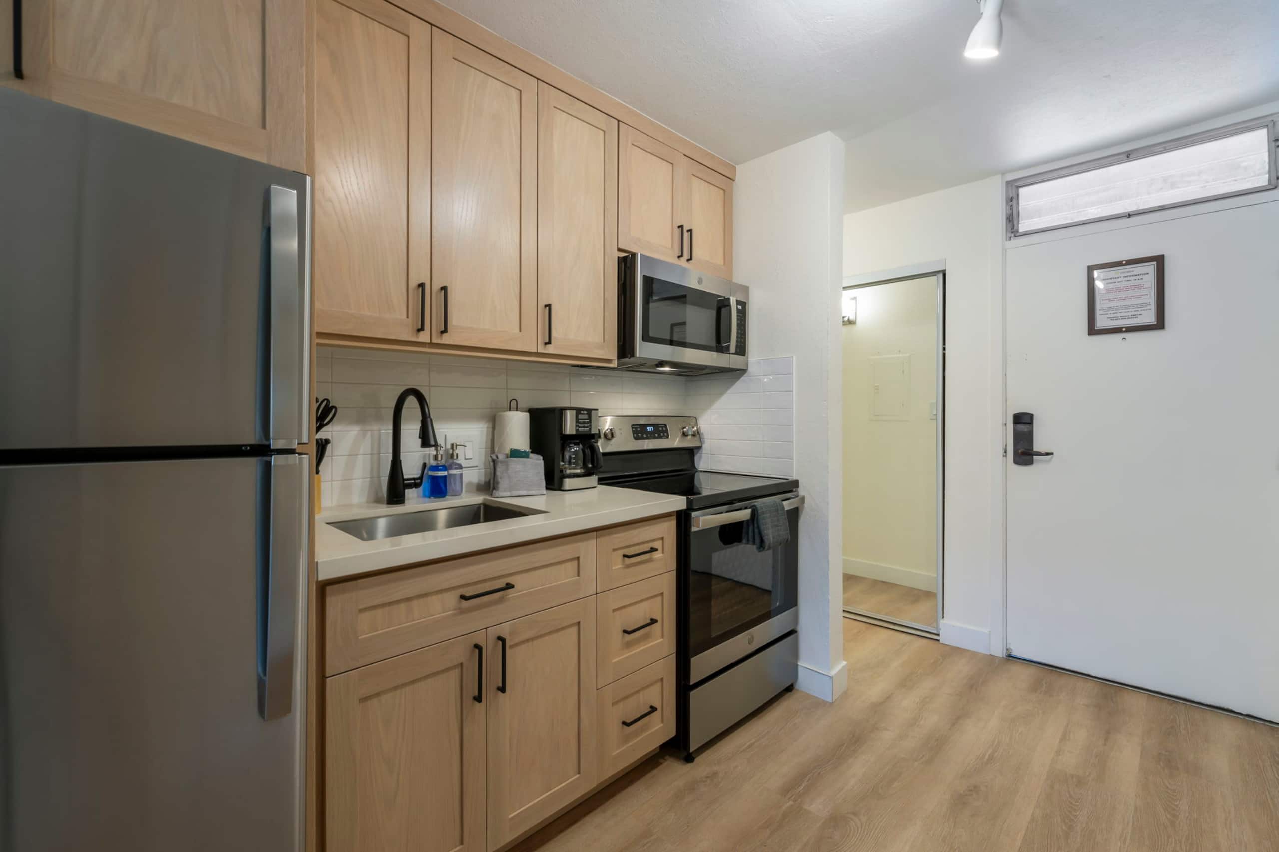 Condo in Kihei · ★4.75 · Studio · 2 beds · 1 private bath - Image 19