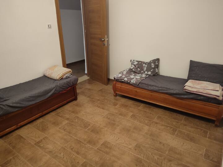 غرفة النوم 1