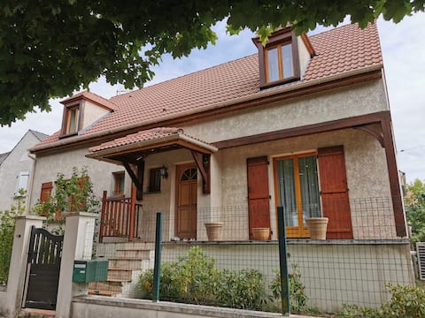 5 bedroom villa garden Disney Astérix Parc Expo