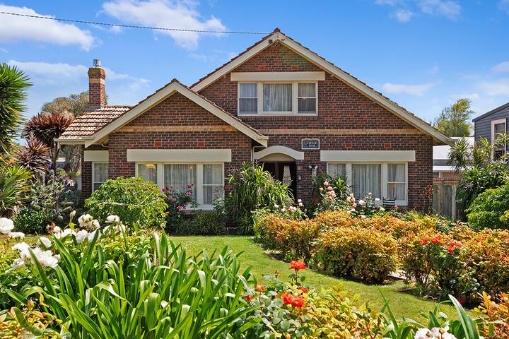 Kepler Rose Beautiful Period Home