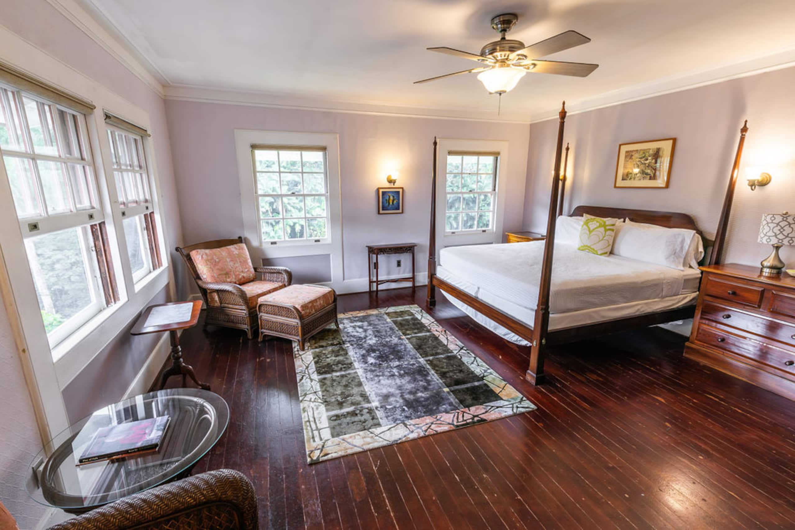 Home in Hilo · ★4.73 · 4 bedrooms · 4 beds · 6.5 private baths - Image 9