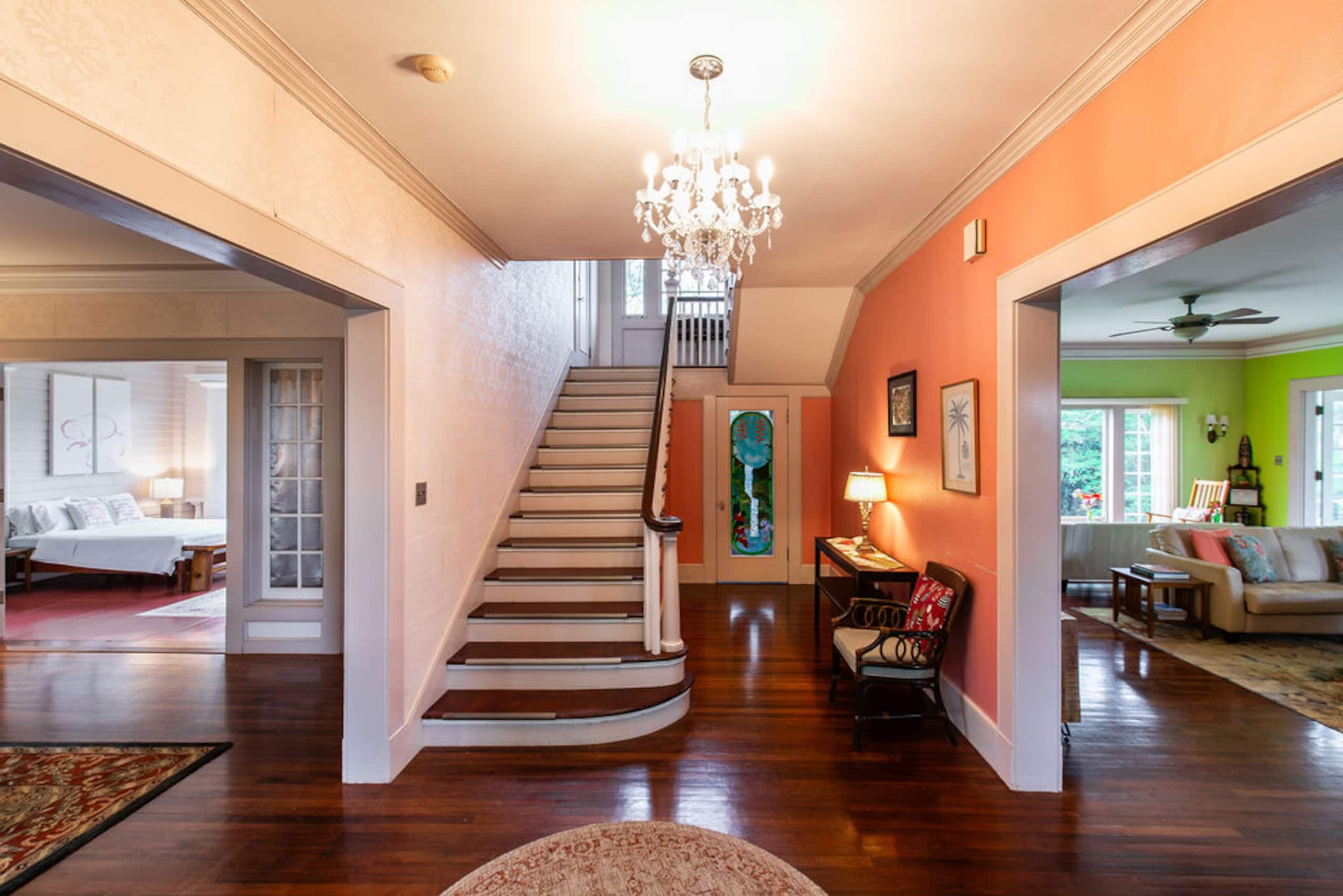 Home in Hilo · ★4.73 · 4 bedrooms · 4 beds · 6.5 private baths - Image 5