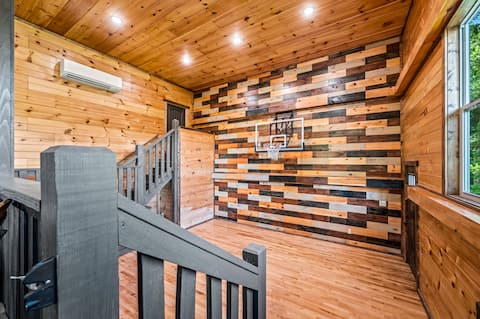 Whispering Pines cabin in Sevierville - Photo 2