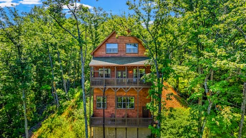 Whispering Pines cabin in Sevierville - Photo 1