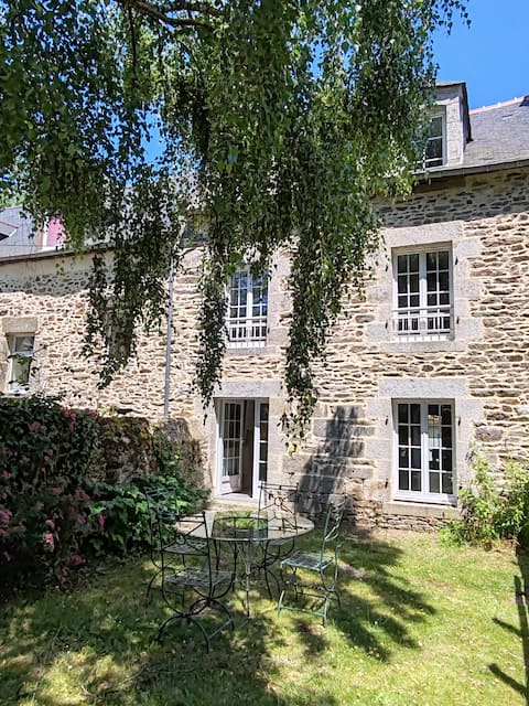 Warm and quiet!
Typical of the region!