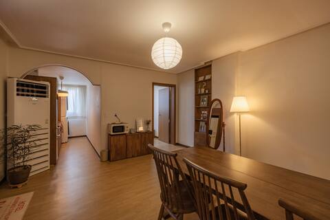 Clean accommodation close to the sea