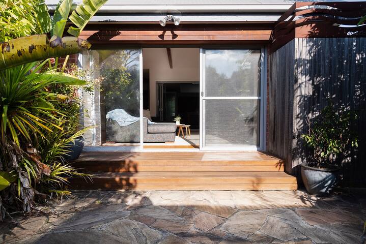 Torquay’s Big Beach House gallery image 4