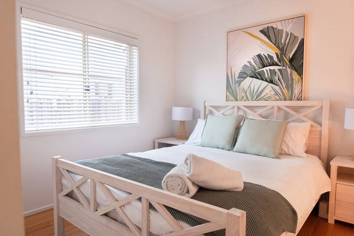 Torquay’s Big Beach House gallery image 5