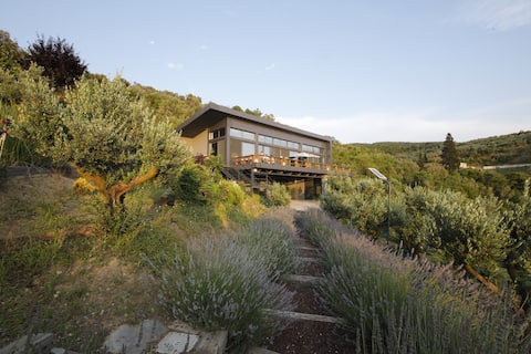 Villa with Nature & Sea View