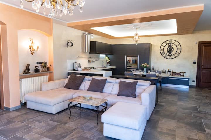 Villa Con Vista - Piscina E Barbecue Privati - Asti