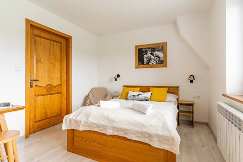 Noclegi Siuster - cozy double room