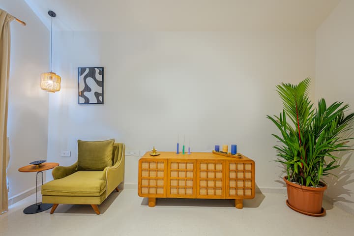Living room image 9