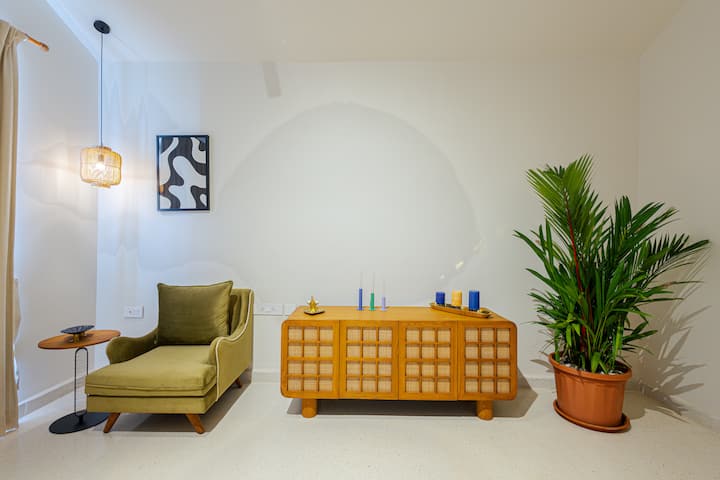 Living room image 10