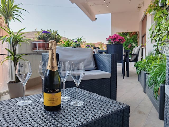 La Dolce Vita Of Via Veneto gallery image 2