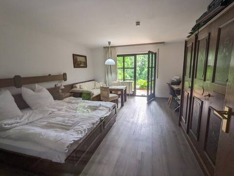 Vacation apartment with bathrobe access to the spa