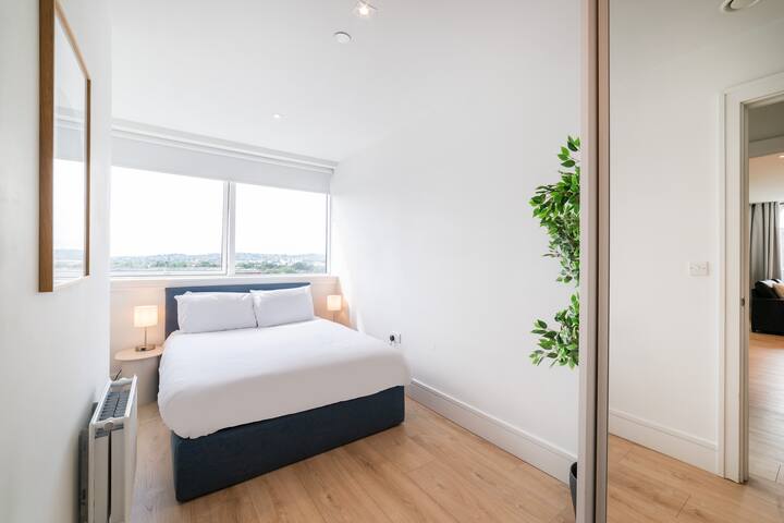 Lovely 3 bed flat in Wembley Park gallery image 5