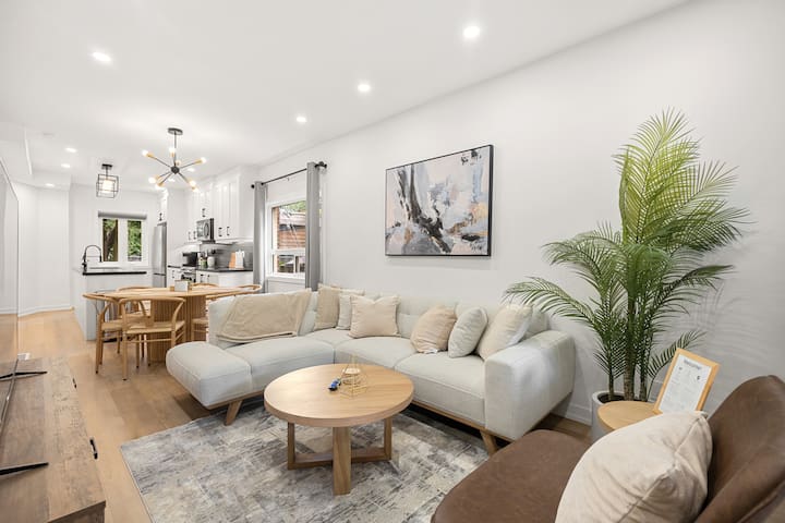 3 Min to Subway | Free Parking* | Free Laundry