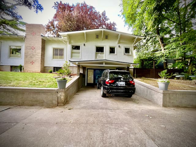 Historic Dougan Suites, Two Bedroom