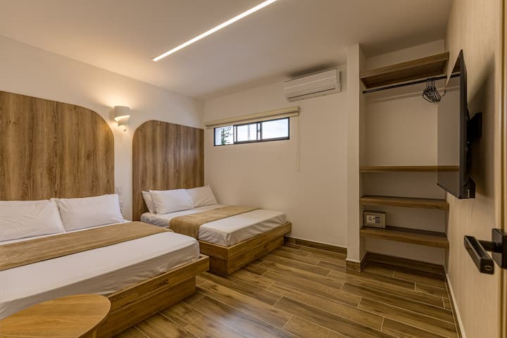 Nafasi kubwa na anuwai, kila chumba cha kulala kina vitanda 2 vya starehe️️, na kukifanya kiwe bora kwa familia au makundi. Ukiwa na mashuka yenye starehe na mapambo maridadi, kila mtu anaweza kupumzika kwa starehe na mtindo. ✨