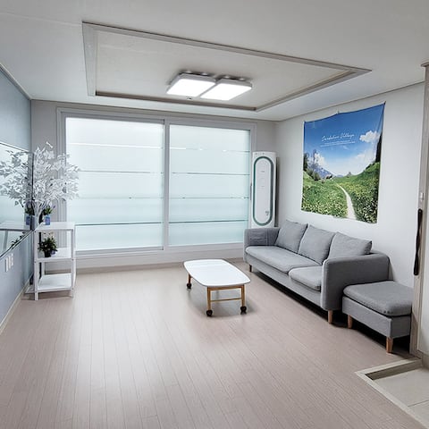 [En] Dangjin Sapgyoho Ocean Park 2. 2 BDM. 1 BATH.